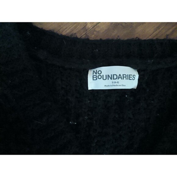 No Boundaries Long Sleeve Cropped Tight Knit Black Cardigan Size S (3-5) - Picture 2 of 3